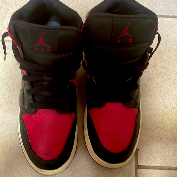 red and black jordans size 7